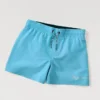 Badshorts med tryckt logotyp Badshorts med tryckt logotyp
