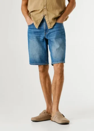 Bermudashorts i denim med avsmalnande passform