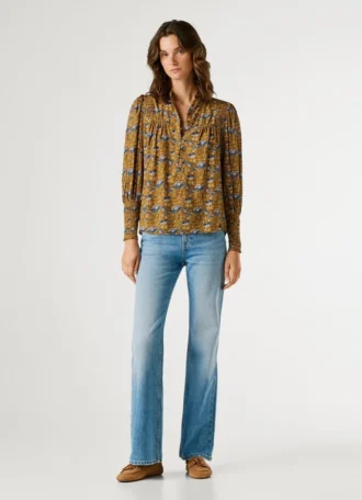 Blus med blommönster
