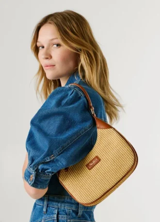Halvmåneformad raffiahandväska