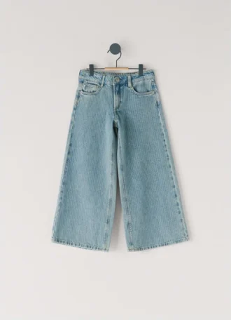 Jeans med hög midja och vid passform – Lexy