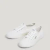 Klassiska sneakers med broderade detaljer – Brady Klassiska sneakers med broderade detaljer – Brady