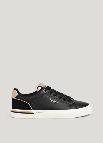 Klassiska sneakers med detaljer i mocka
