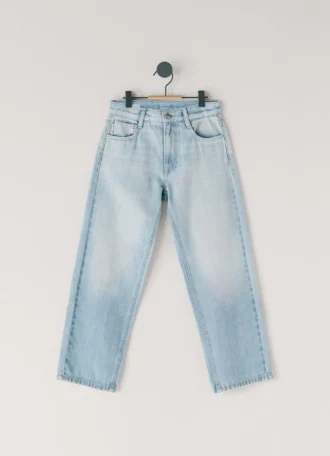 Löst sittande jeans med medelhög midja – Dan