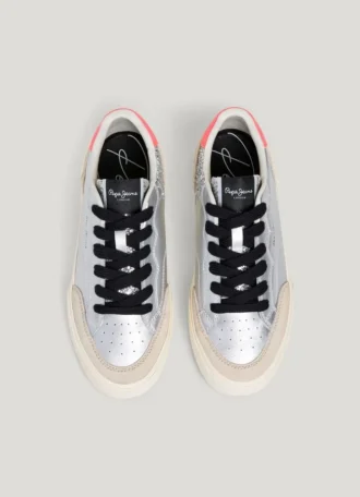 Metalliska sneakers med glitterdetaljer