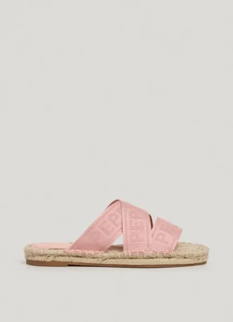 Platta sandaler med korsade remmar Platta sandaler med korsade remmar