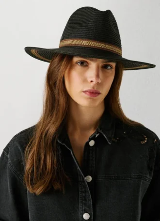 Raffia-hatt