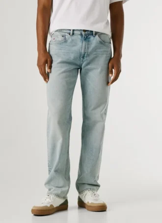 Raka jeans med medelhög midja – Cash Raka jeans med medelhög midja – Cash