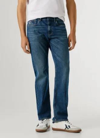 Raka jeans med medelhög midja – Cash Raka jeans med medelhög midja – Cash