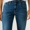 Raka jeans med medelhög midja – Cash Raka jeans med medelhög midja – Cash