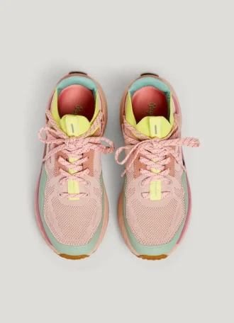 Sneakers i stickat tyg – Cromer