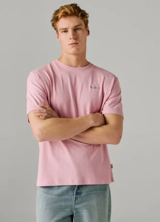 T-shirt med logotryck i normal passform T-shirt med logotryck i normal passform