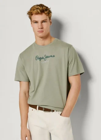 T-shirt med logotryck i normal passform T-shirt med logotryck i normal passform