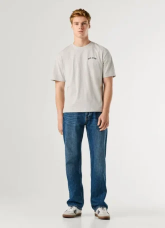 T-shirt med tryck på ryggen