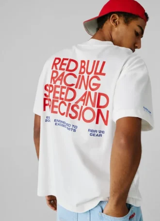 T-shirt med tryck på ryggen och lös passform